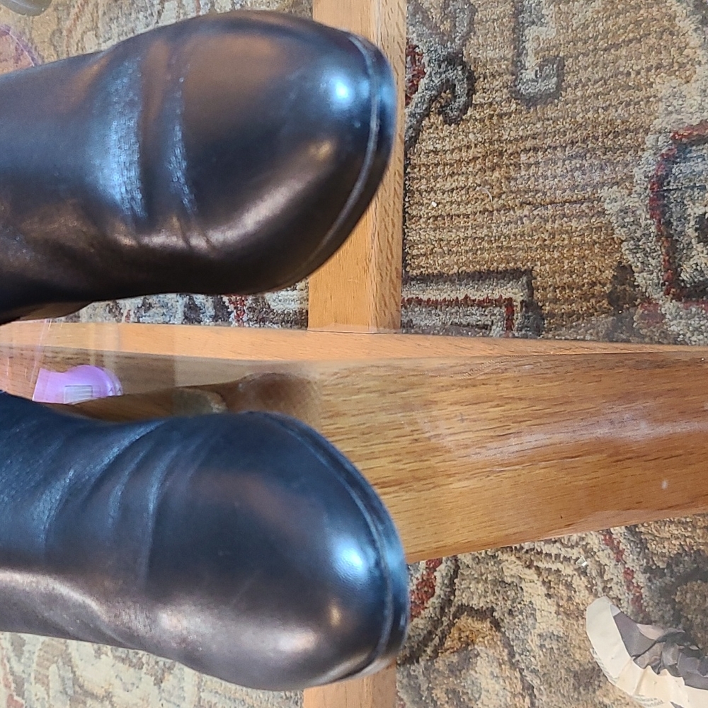 Michael Kors Roding Boots. A-7 - Picture 2 of 7